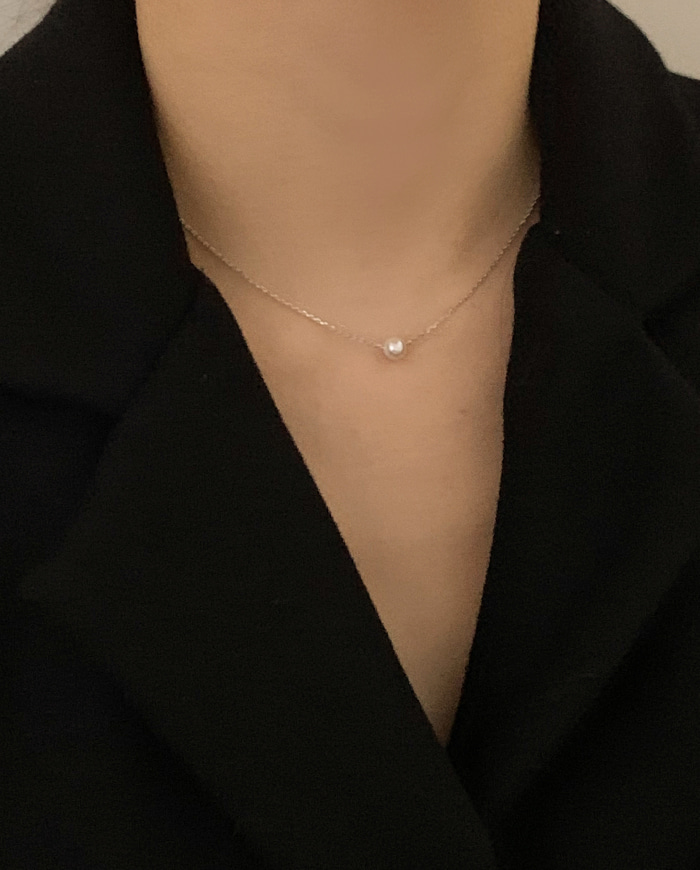 Simple pearl necklace N 122