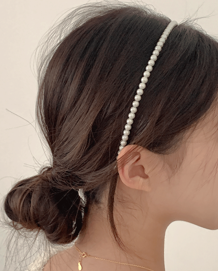 Fine pearls hair band